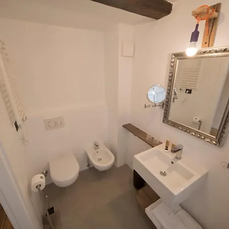 Bed & Breakfast Sir Thomas Bed And Bolzano